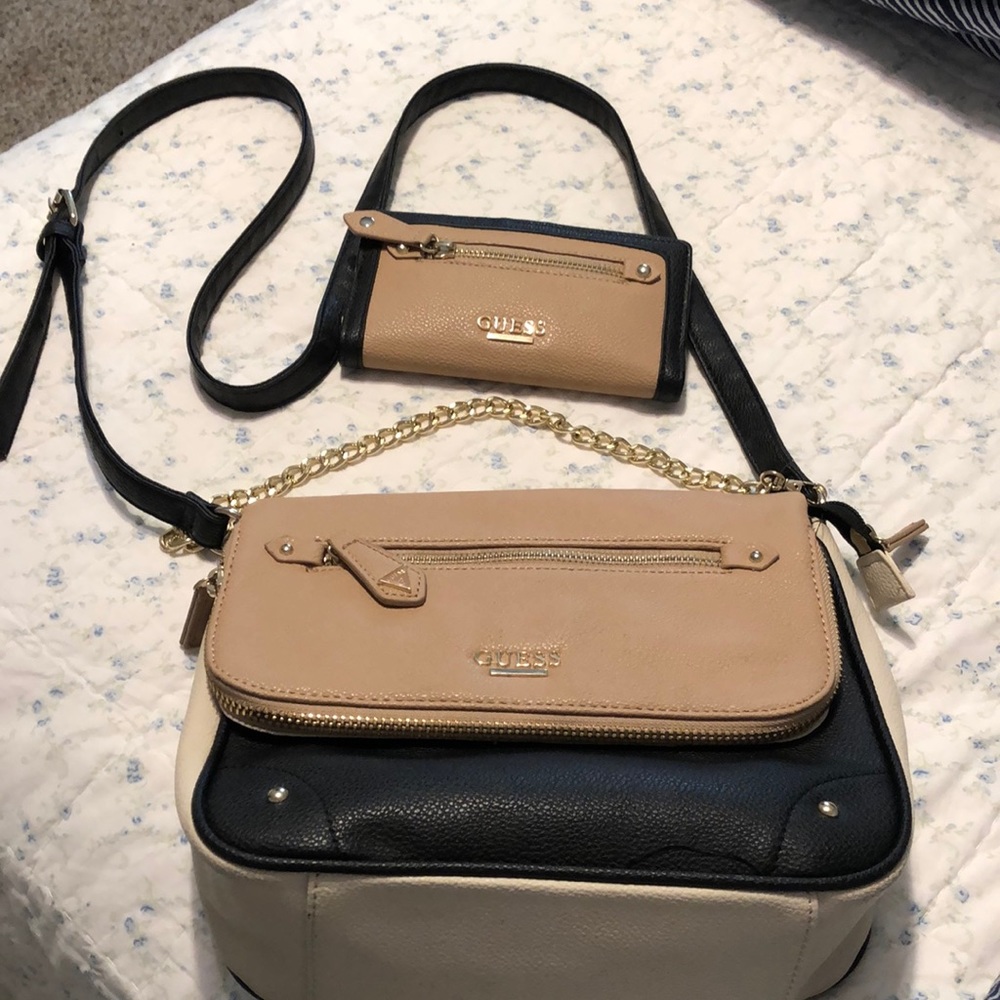Guess purse and wallet like new.